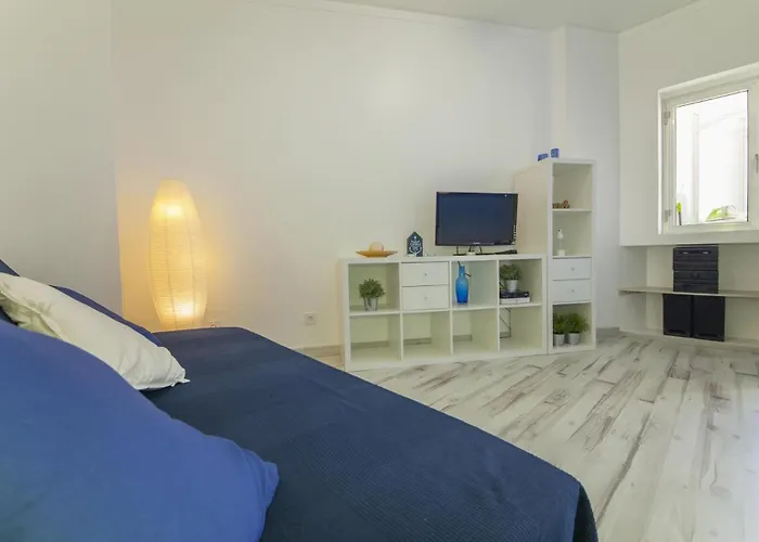 A25 - Rocha Mar Daire *